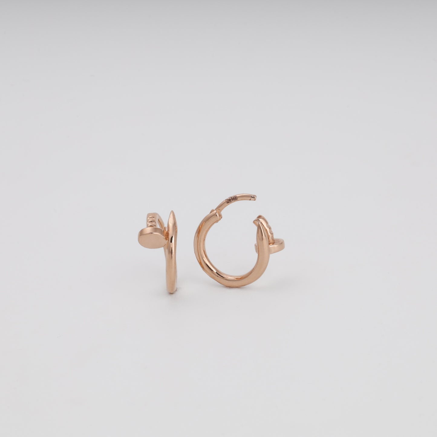 Rose gold smooth round hoop earrings top view — Kabluchka