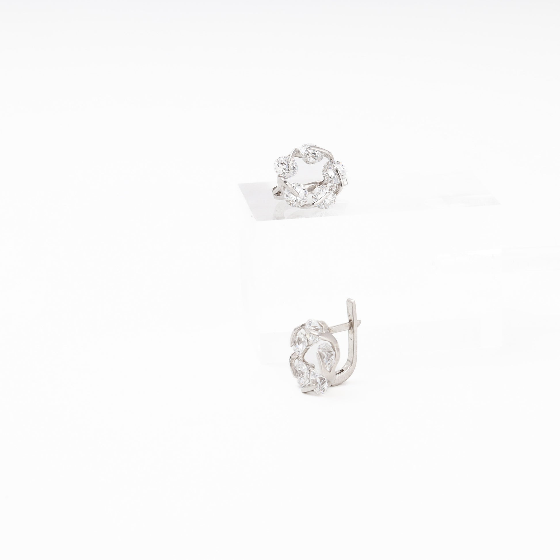 Silver 925 CZ Cluster Earrings detail — Kabluchka