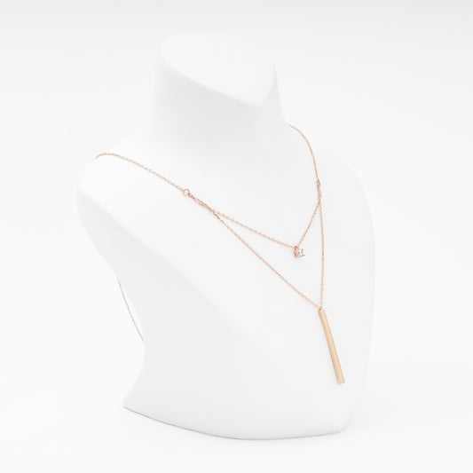Rose Gold 585 Layered Necklace with Bar Pendant on model — Kabluchka