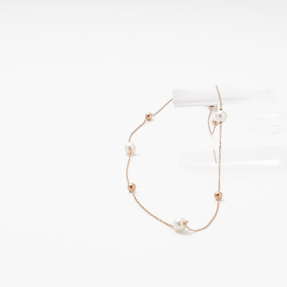 Rose Gold 585 Pearl Necklace Side View — Kabluchka