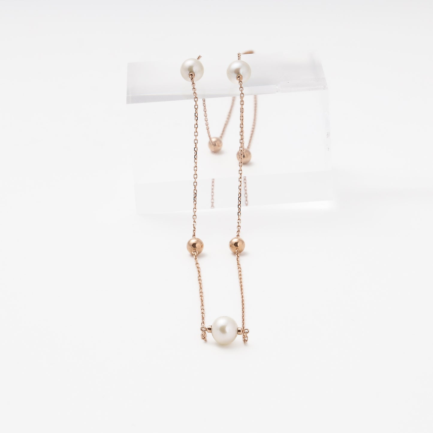 Rose Gold 585 Pearl Necklace Detail — Kabluchka
