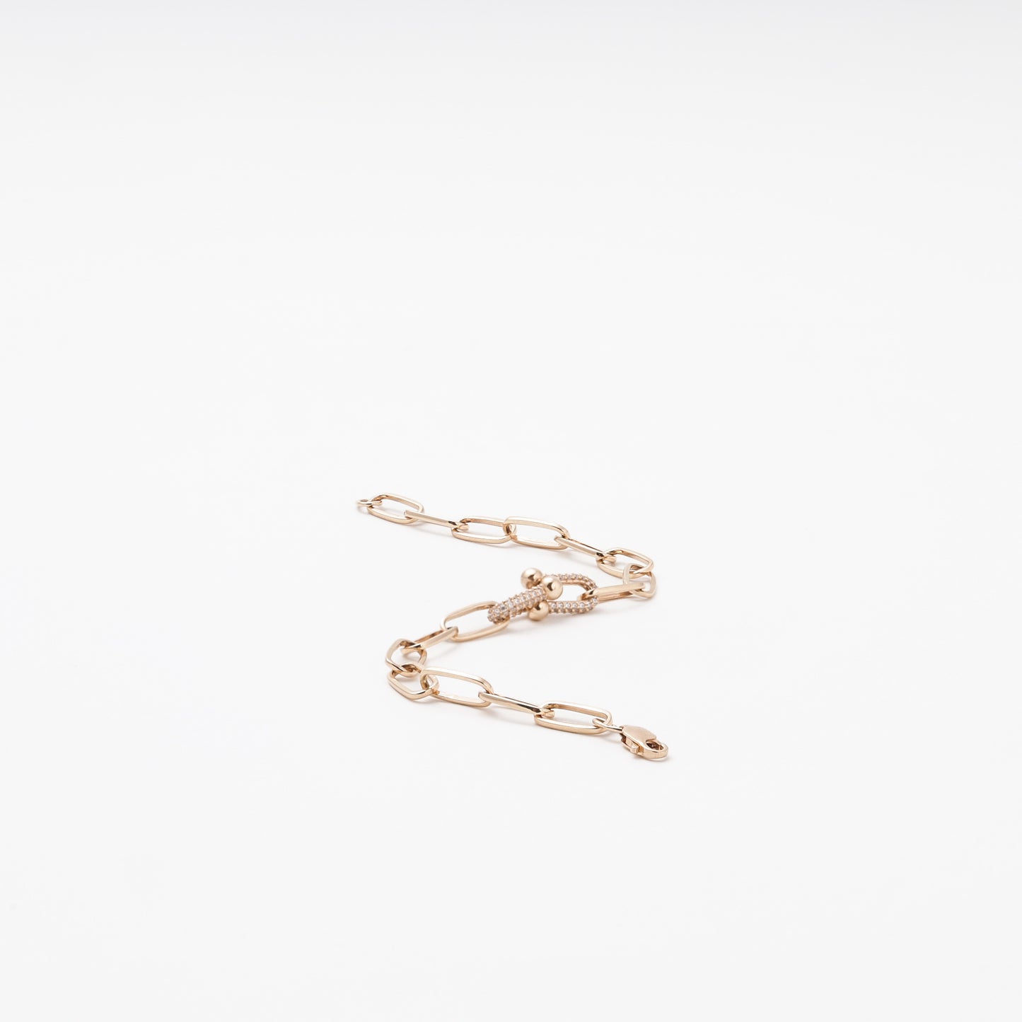 Gold 585 Chain Bracelet CZ on Wrist — Kabluchka