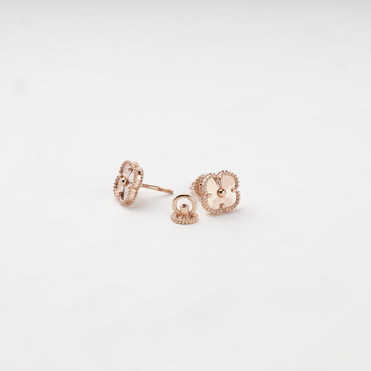 Rose gold 585 four-leaf clover stud earrings with removable screw back