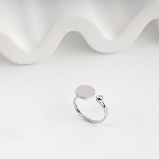 Silver 925 open disc and ball ring — front view — Kabluchka