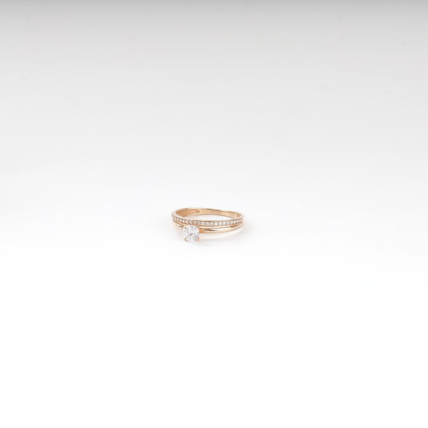 Rose Gold 14K (585) round cubic zirconia accent ring, product view 5 — Kabluchka