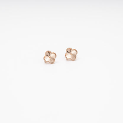 Rose gold 585 four-leaf clover earrings no stones, textured surface — Kabluchka