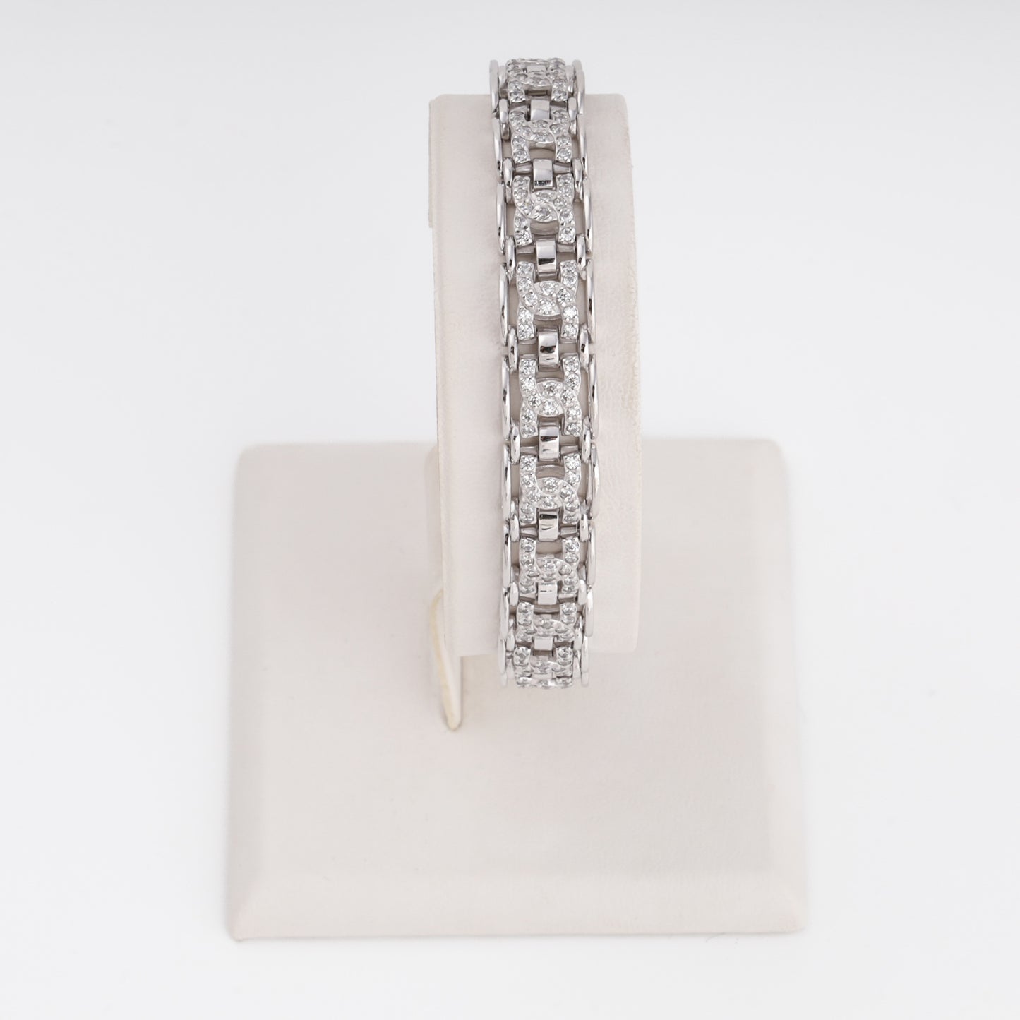 Pavé link bracelet in 14K white gold with cubic zirconia — front view — Kabluchka
